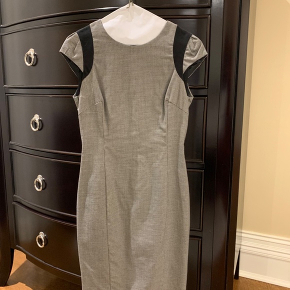 Zara dress - Picture 3 of 3